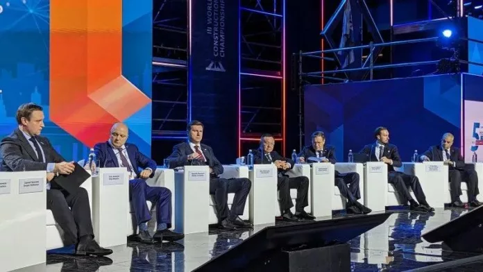 irek-fajzullin-glavnyj-megaproekt-rossijskogo-strojkompleksa-programma-zhilishhnogo-stroitelstva-d313300