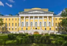 В Москве отреставрируют исторические фасады зданий зоологического музея и ИСАА МГУ