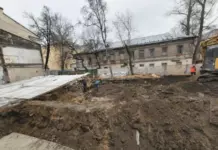 На стройплощадке нового общежития Центральной музыкальной школы в Москве начались археологические работы